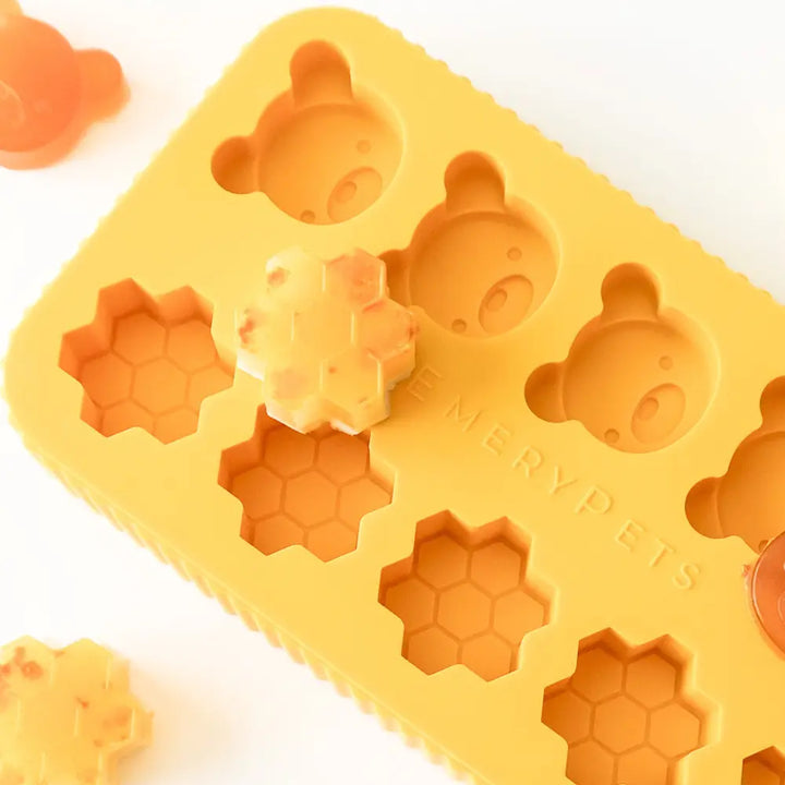 Bear + Honey Treat Mold  |  Pawesomeday.no