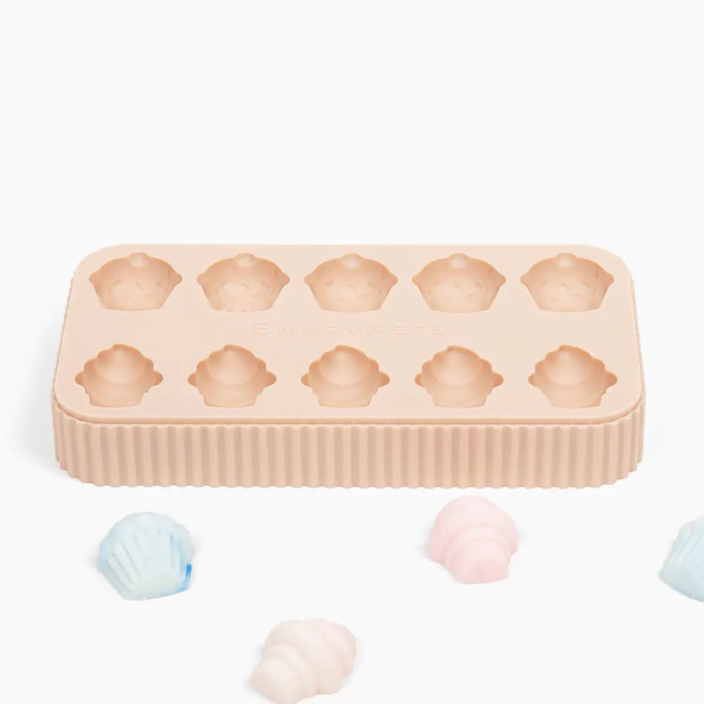 Ice Cream + Cupcake Treat Mold  |  Pawesomeday.no