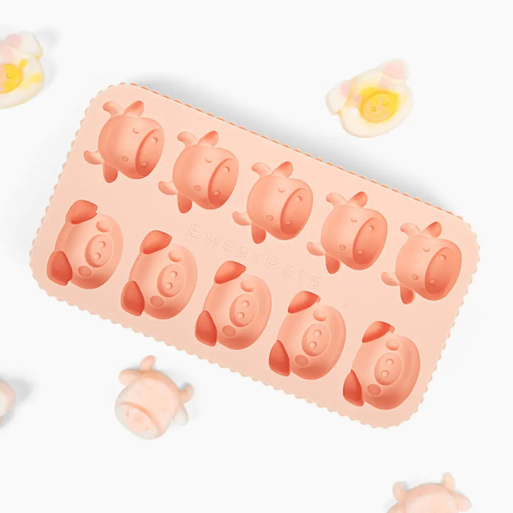 Pig + Cow Treat Mold  |  Pawesomeday.no