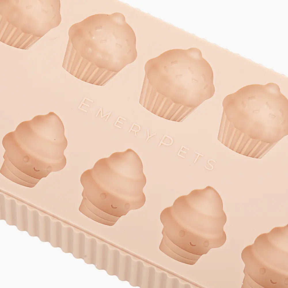 Ice Cream + Cupcake Treat Mold  |  Pawesomeday.no