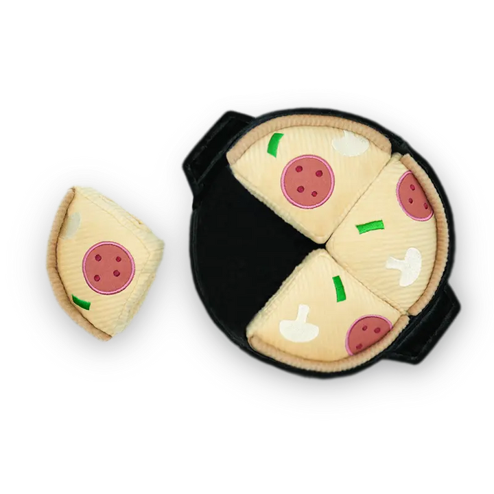 DEEP DISH PIZZA//ENRICHMENT DOG TOY  |  Pawesomeday.no