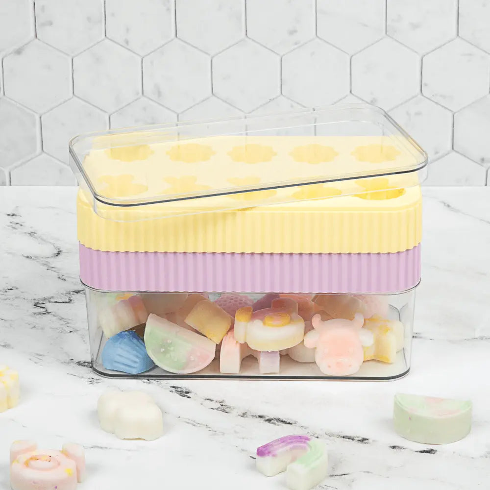 Frog + Lotus Treat Mold  |  Pawesomeday.no
