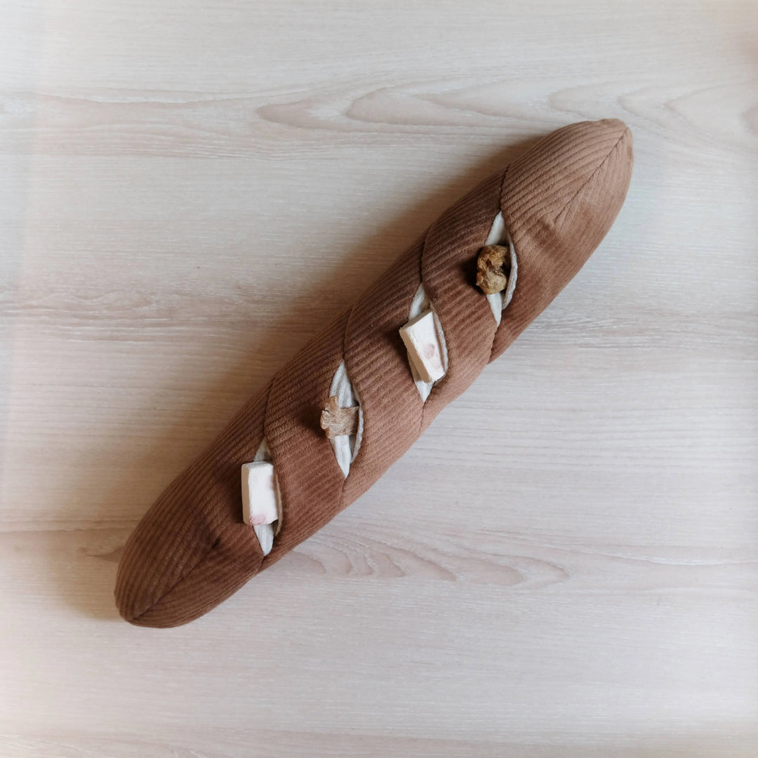 BAGUETTE//ENRICHMENT DOG TOY  |  Pawesomeday.no